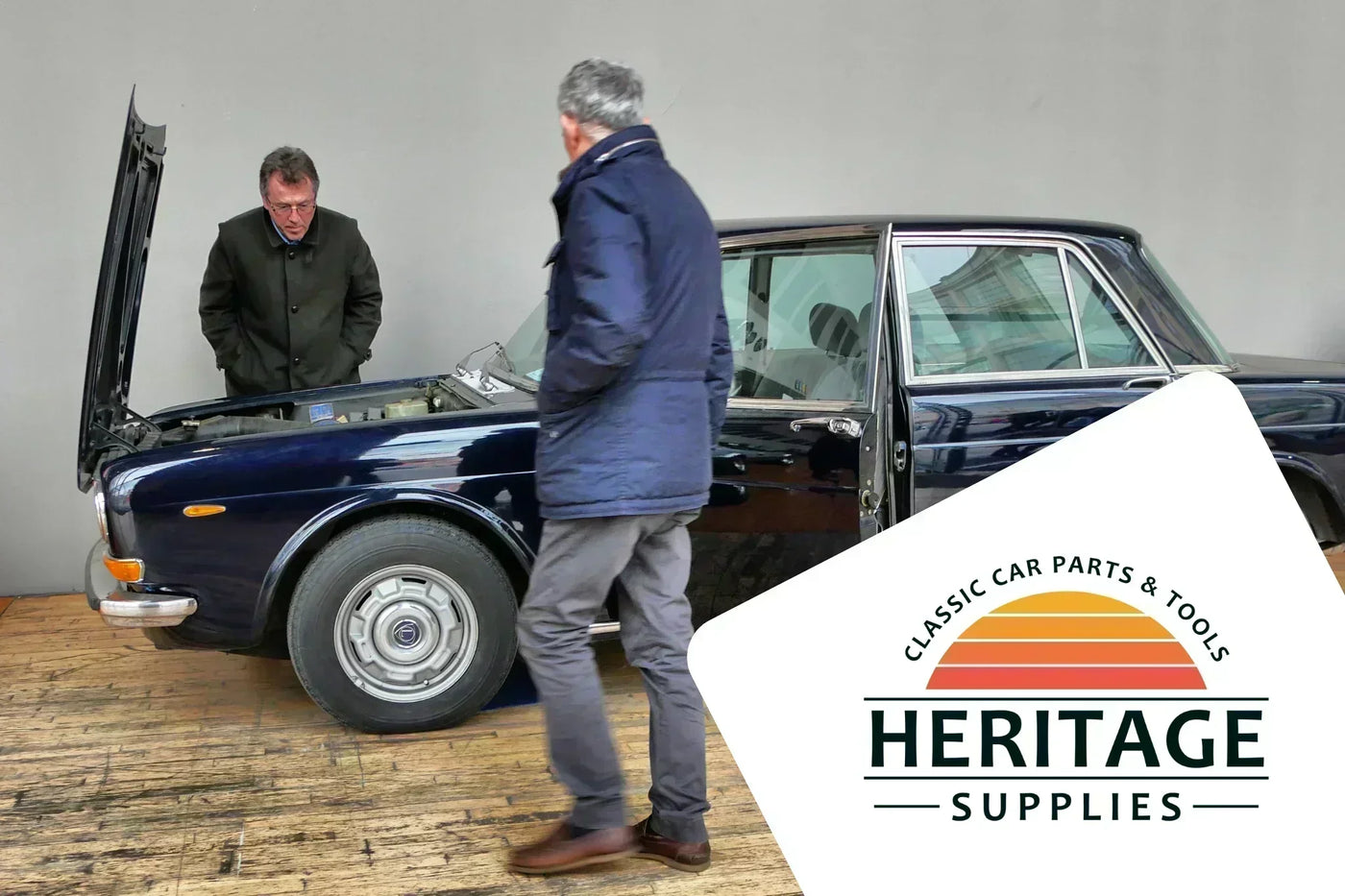 Bild der Fahrzeugbesichtigung beim Oldtimerkauf