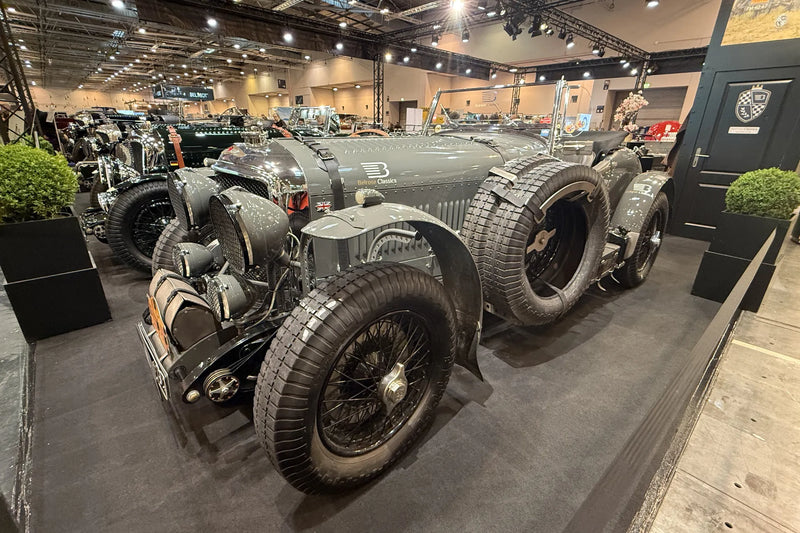 Bentley Belrose Classic Stand