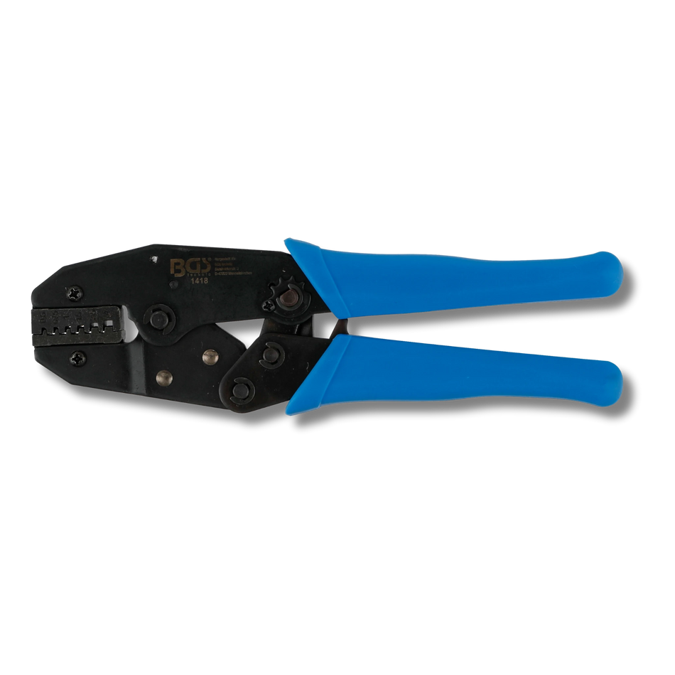 Bild einer Crimpzange für Aderendhülsen, fotografiert von vorne