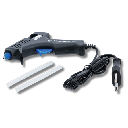 Bild einer Mini-Heißklebepistole mit zwei beiliegenden Heißklebepatronen, von vorne fotografiert